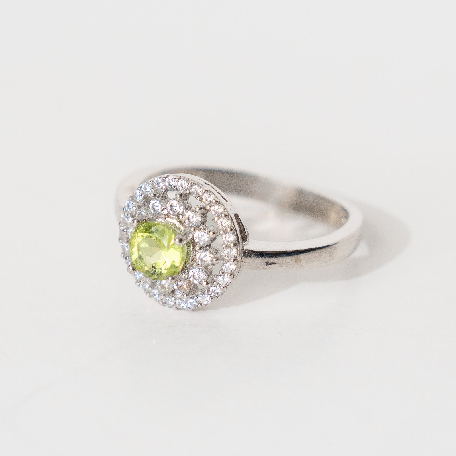 Peridot Ring - Image 2