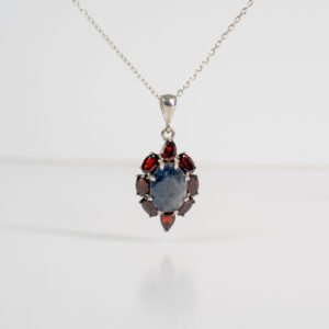 Blue sapphire & Garnet Necklace