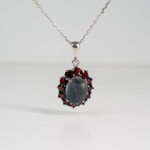 Blue sapphire & Garnet Necklace
